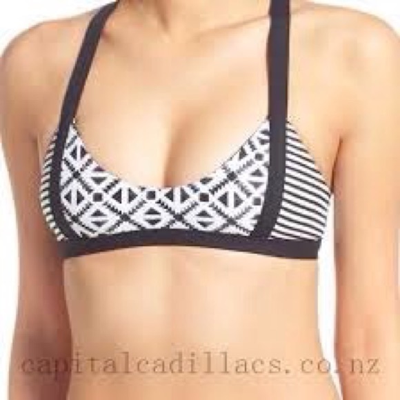 Rip Curl Reversible Bikini Top size Small - Picture 2 of 5